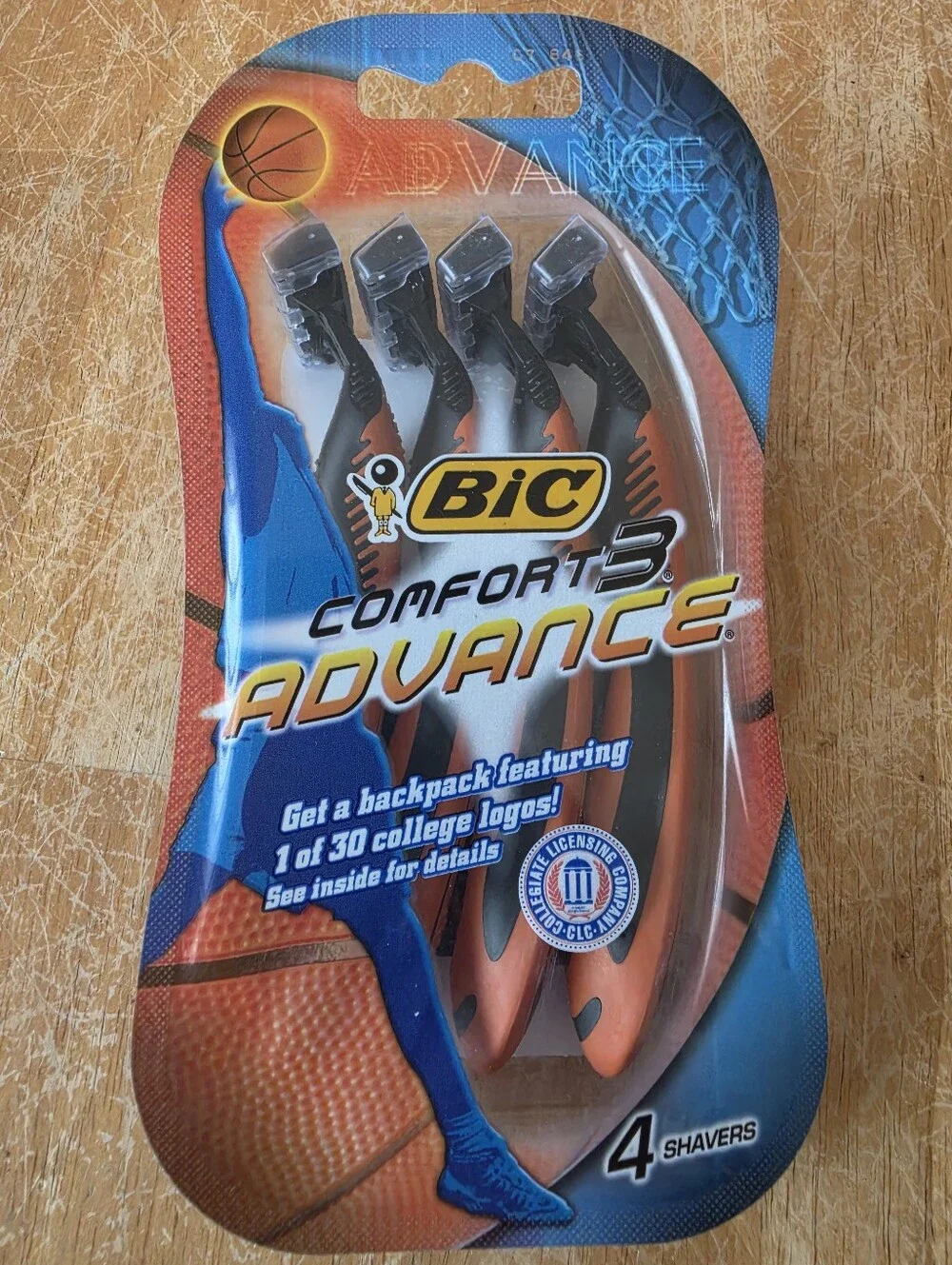 Bic Comfort 3 Advance Disposable Razors (4 Count) New Unopened Package Orange